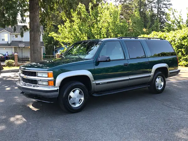 1999 Chevy Suburban 80k Miles by NWClassicsInvestments