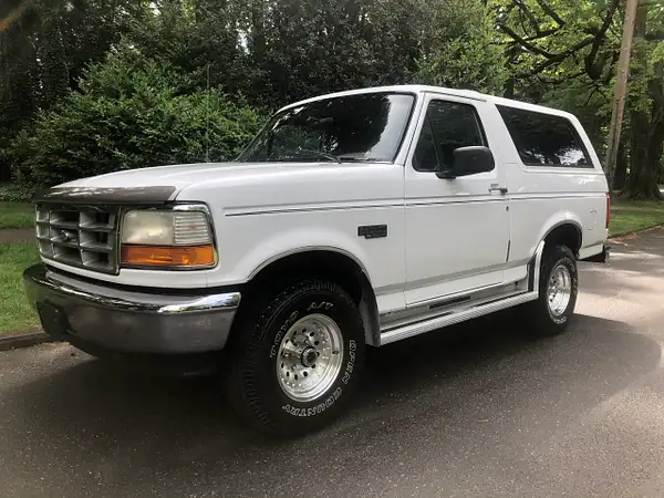 1996 Ford Bronco XL 4x4 5-Speed 130k Miles by...