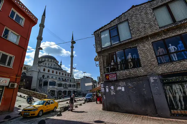 ISTANBUL HR 3-50 by Gino De  Grandis