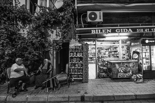 ISTANBUL - Little Store by Gino De  Grandis