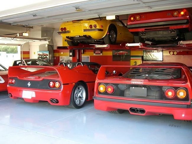 Private_Garages_From_Around_the_World_38
