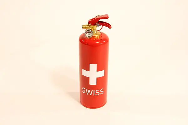 Feuerlöscher Schweiz by Martinanagel