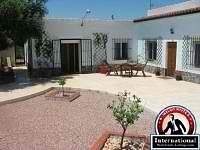 Aspe, Alicnte, Spain Villa For Sale - kr0225 Reduced Finca 3 bed 2 Bath Pool