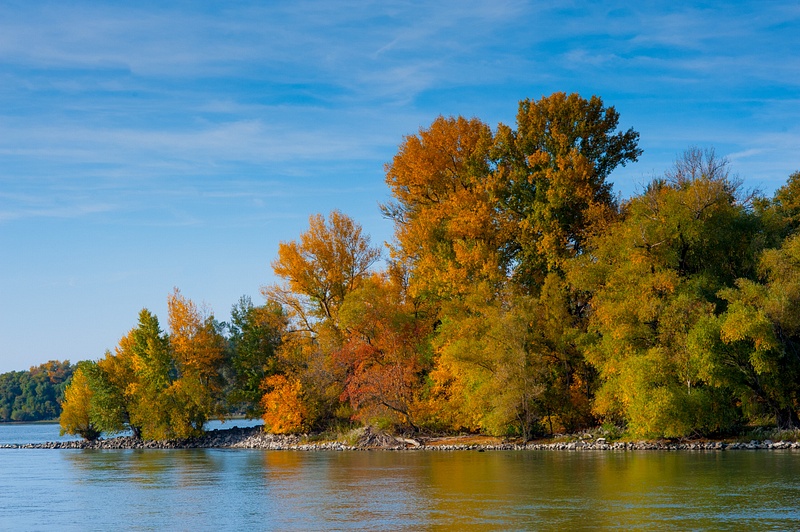 Fall colors on the Danube