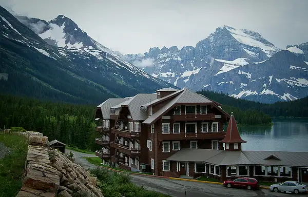 Glacier Hotel by Earle Ipsen