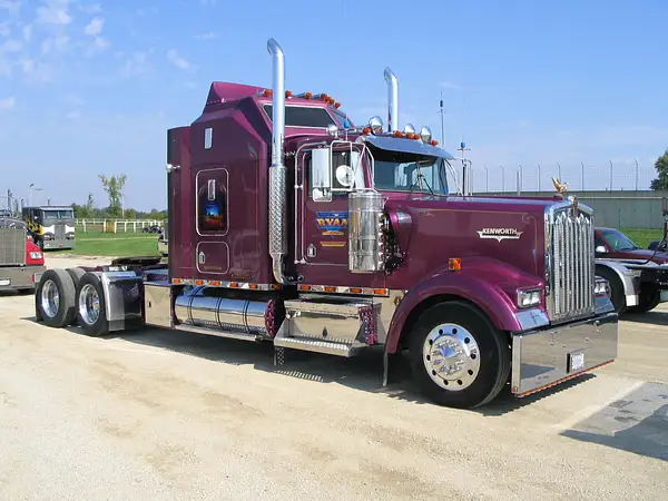 Big Iron Classic 2006 275 by Truckinboy