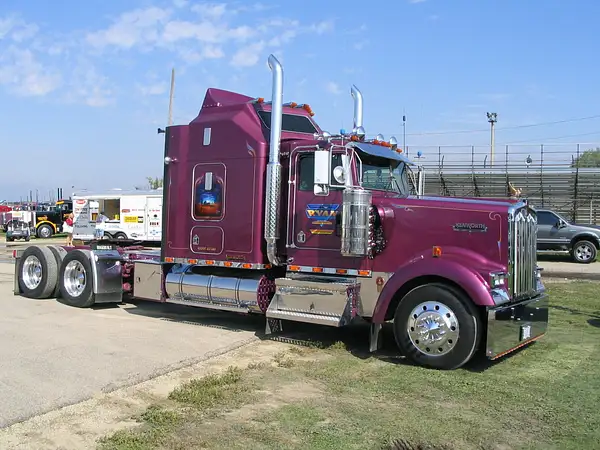 Big Iron Classic 2006 276 by Truckinboy