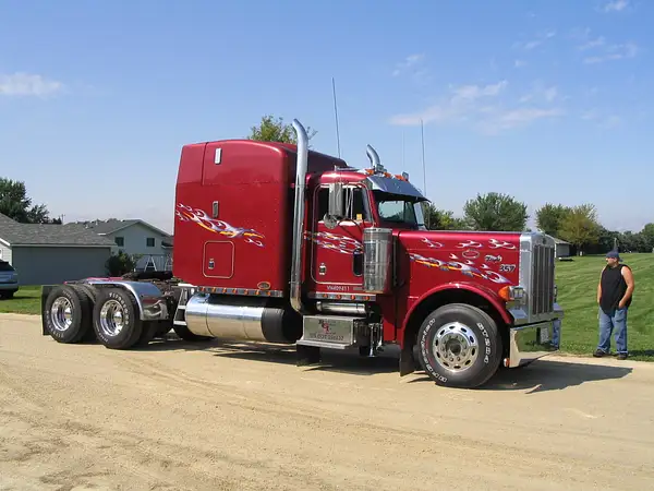 Big Iron Classic 2006 241 by Truckinboy