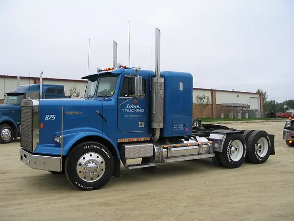 Big Iron Classic 2006 397 by Truckinboy