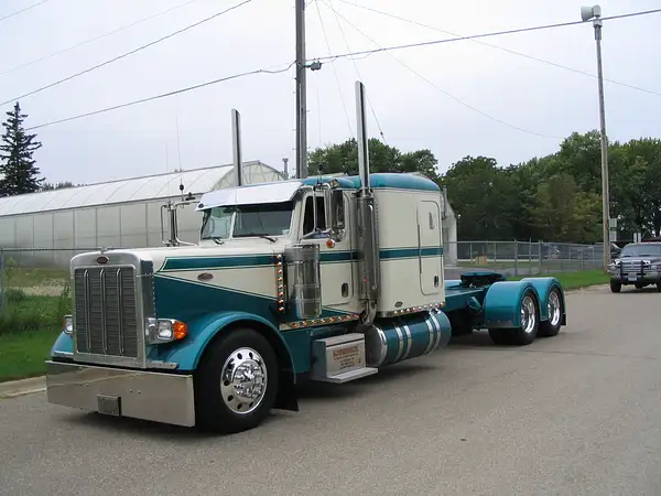 Big Iron Classic 2006 424 by Truckinboy