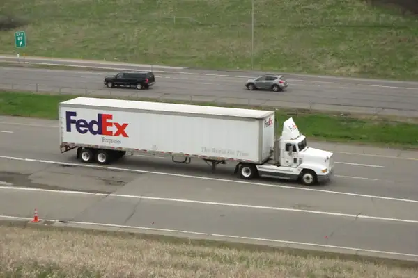FedEx by Truckinboy