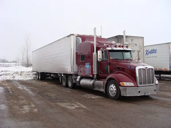 Pat Fruth Trucking by Truckinboy