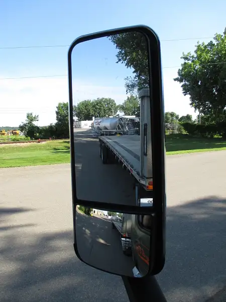 mirror by Truckinboy