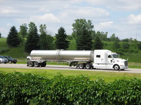 Western Dairy Transport by Truckinboy