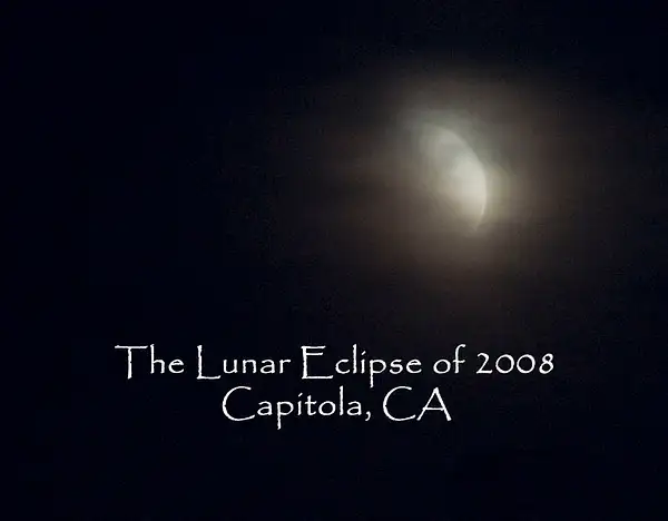 Total Lunar Eclipse by John Goldberg