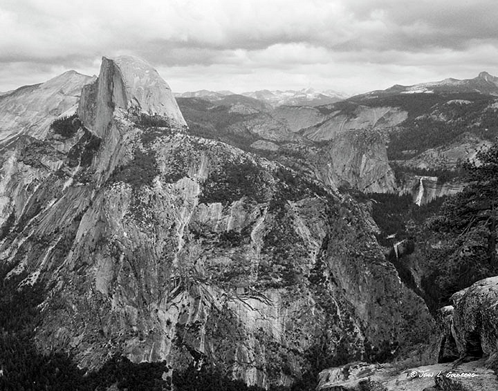 150405028BW Half Dome from Glacier Point