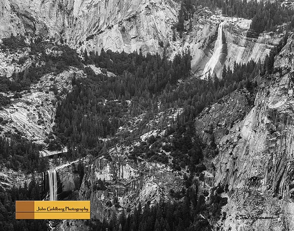 150404041BW Vernal and Nevada Falls from Washburn Point...