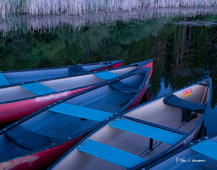 180701006 FIT 2018 Canoes at Lake McCumber