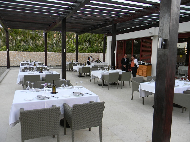 Dining area outside of Portofino
