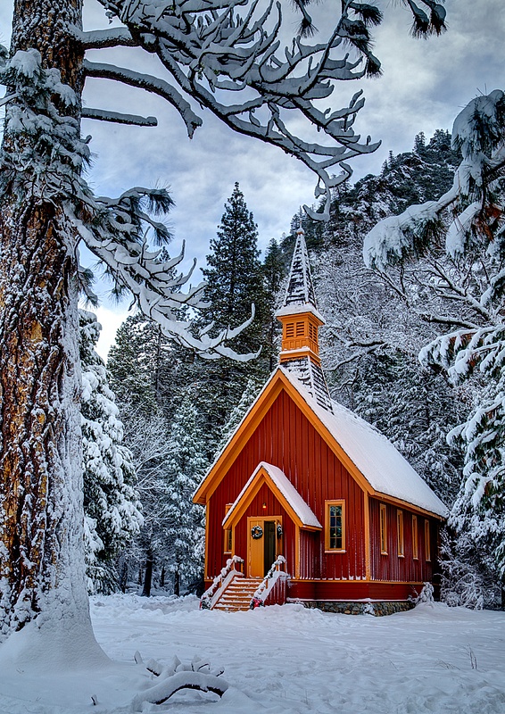 Red Chapel In The Snow  * Maker 11