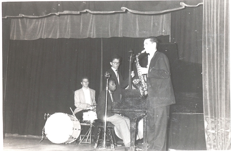 062_1950s SI Band