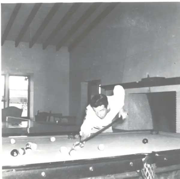 164_1953 Student playing pool by SiPrep