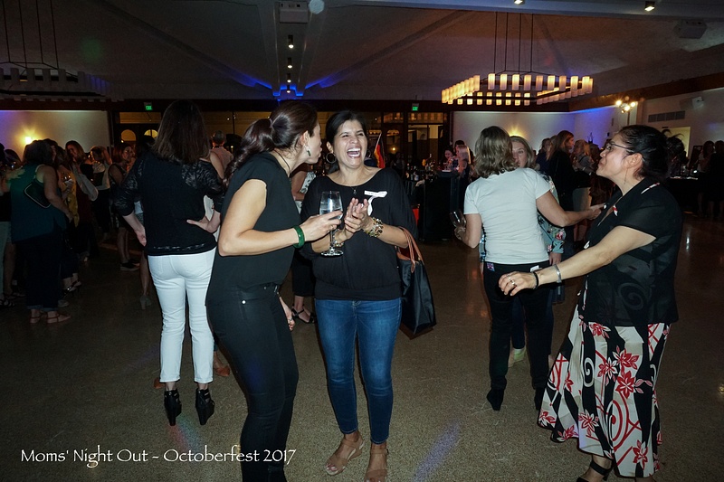Moms Night Out 2017DSC05607