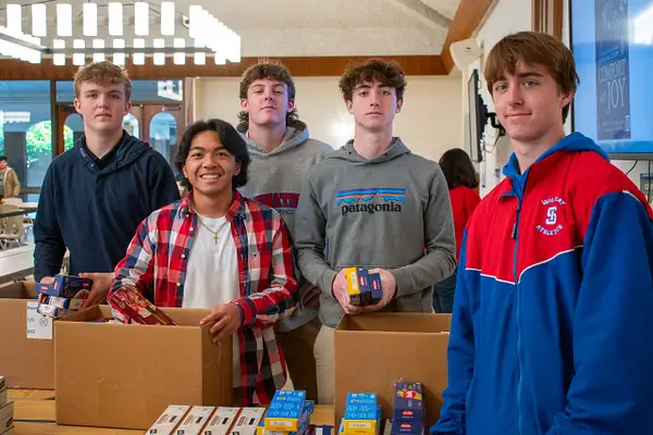 Christmas Drive, boxes to the Commons - by David A...