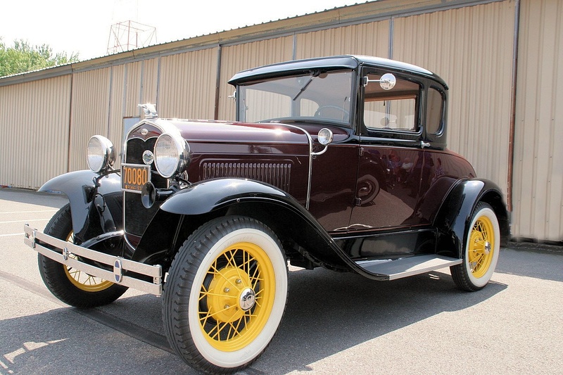 Model A Ford - 393809923994680