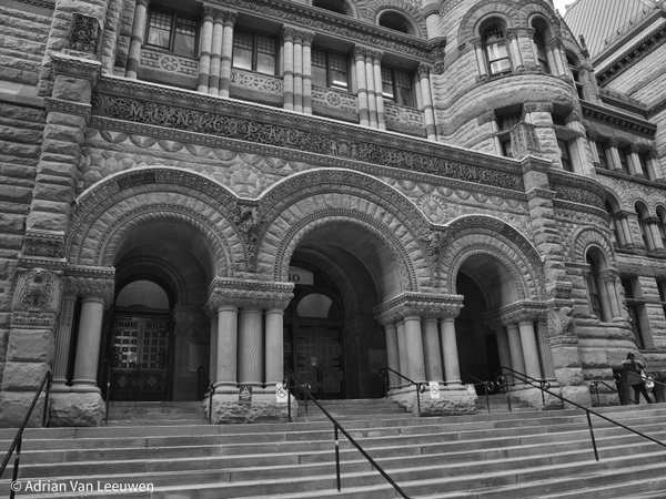 Courthouse_Toronto - LuminousLight 