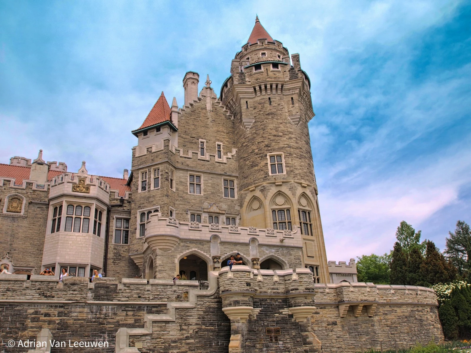 Casa-Loma-Color